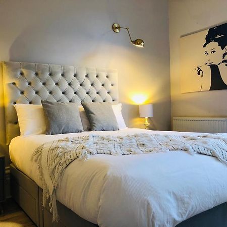 Canterbury Accommodations With Free Car Park Onsite And High Speed Wifi Extérieur photo