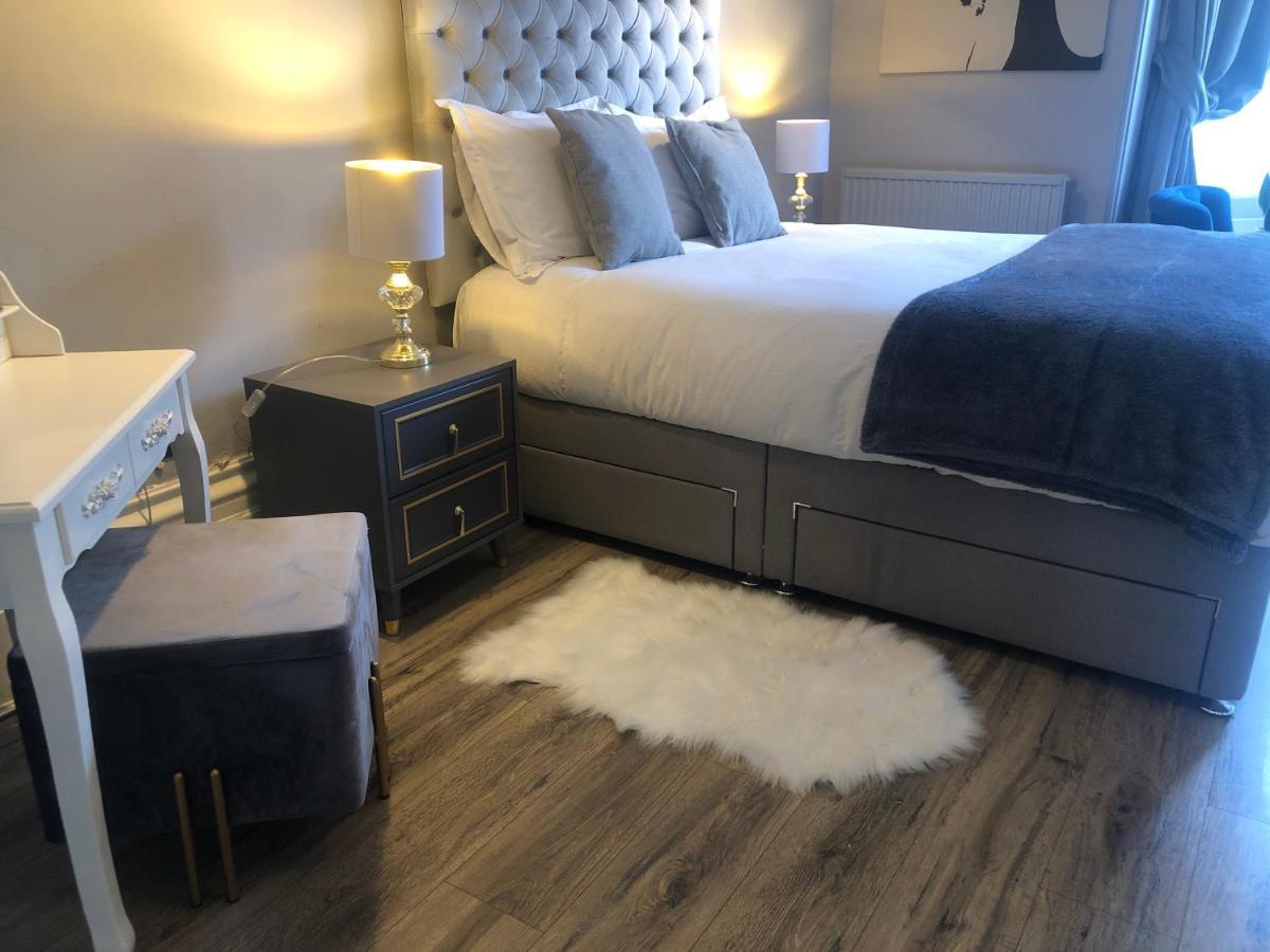 Canterbury Accommodations With Free Car Park Onsite And High Speed Wifi Extérieur photo
