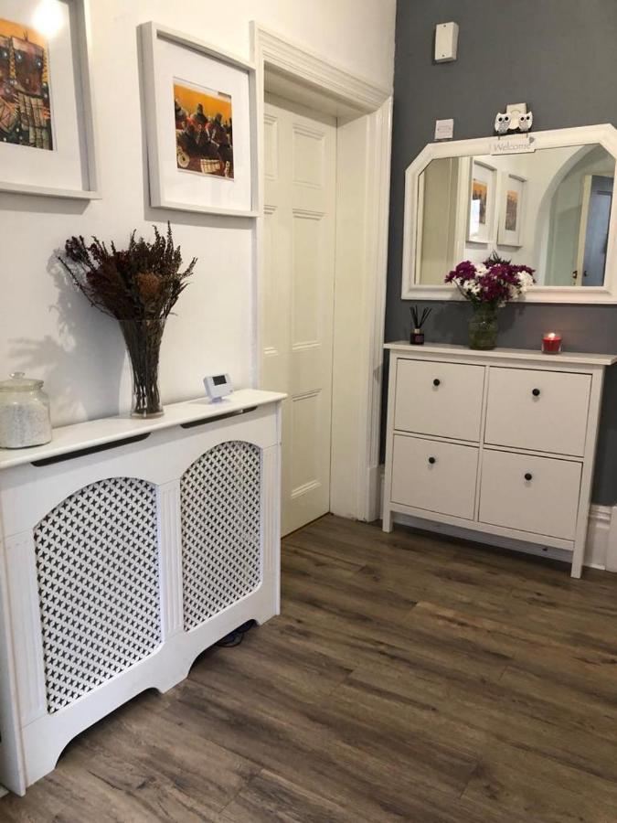 Canterbury Accommodations With Free Car Park Onsite And High Speed Wifi Extérieur photo