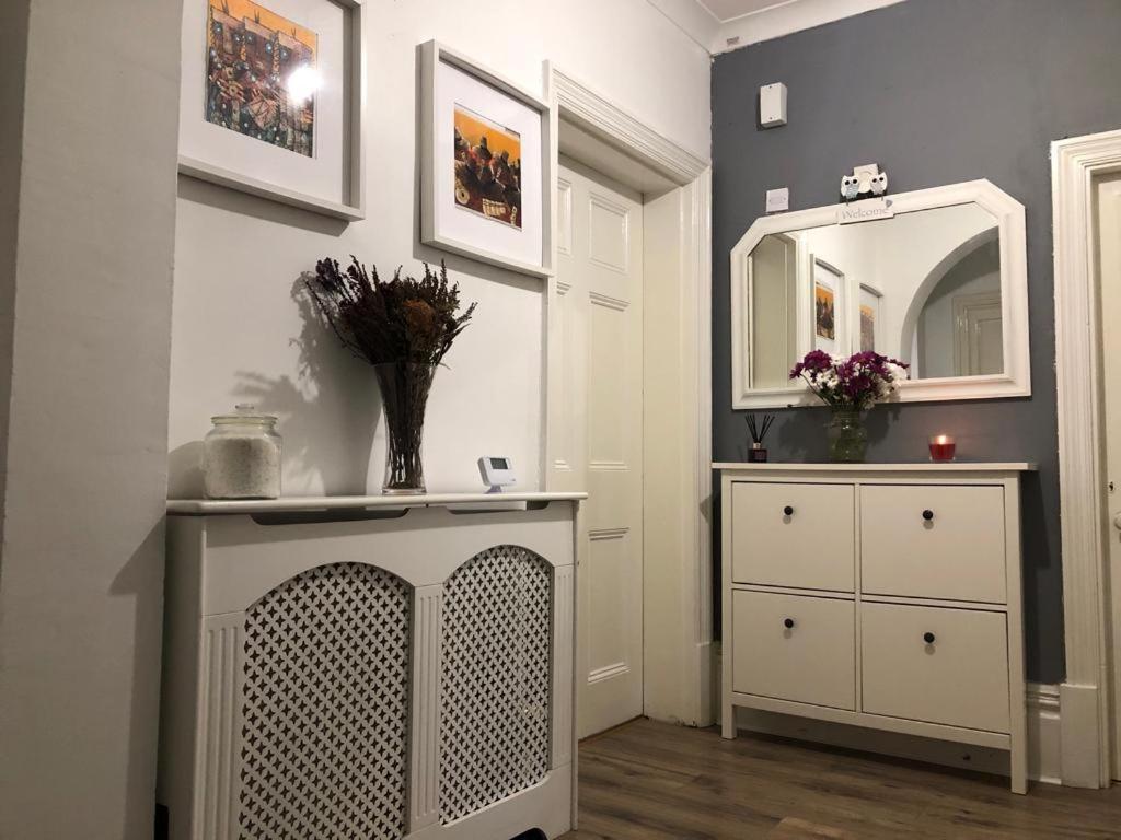 Canterbury Accommodations With Free Car Park Onsite And High Speed Wifi Extérieur photo
