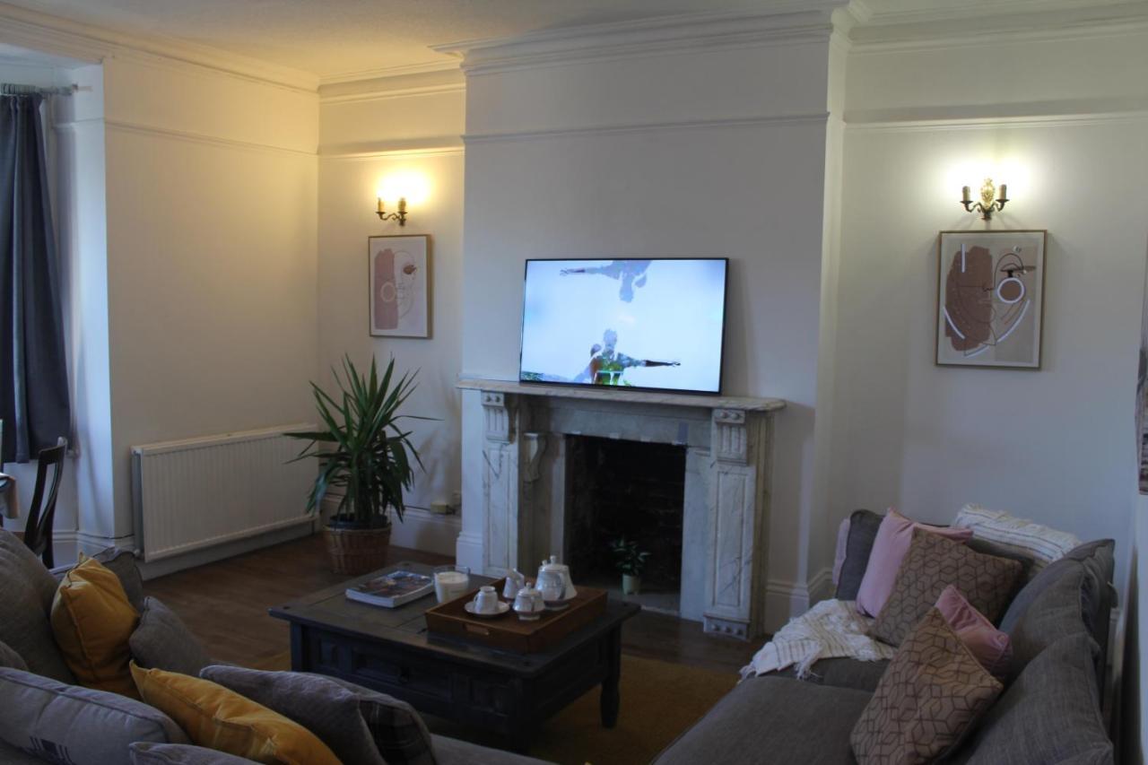 Canterbury Accommodations With Free Car Park Onsite And High Speed Wifi Extérieur photo